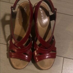 AEROSOLES Women's Burgundy Sandals